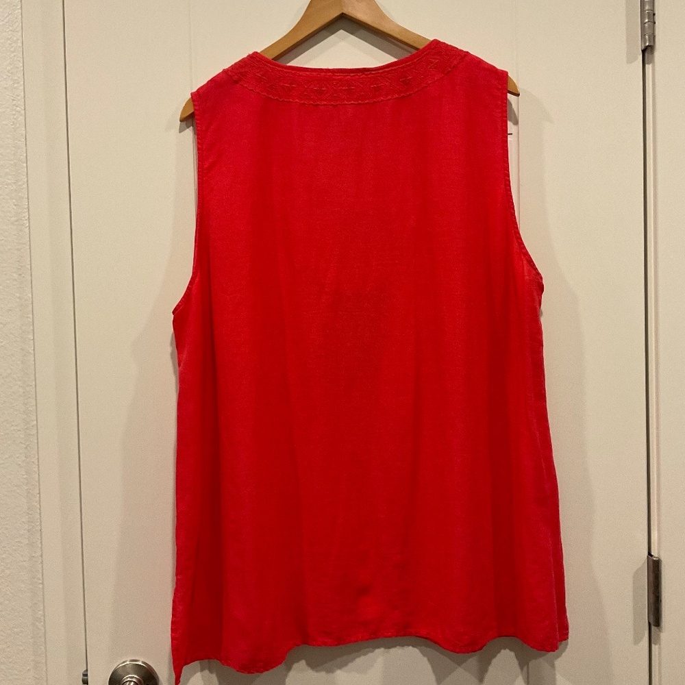 Saint Tropez West Sleeveless Red Top Size 2X NWT - Picture 3 of 12